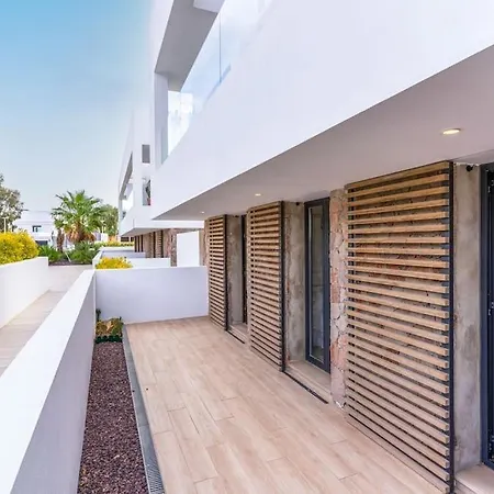Genoveses Suites, 3 Hab, Garaje, Piscina, Solarium Y Wifi Apartment *
