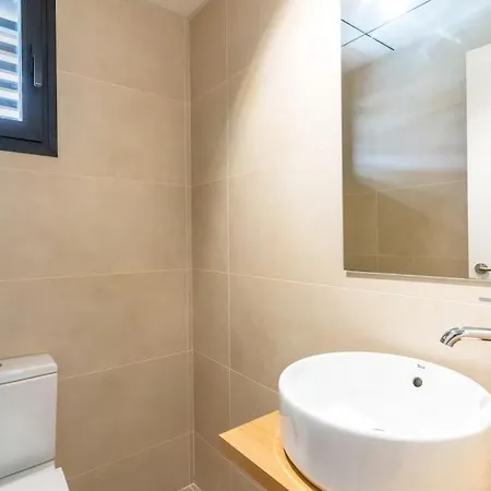 Apartment Genoveses Suites, 3 Hab, Garaje, Piscina, Solarium Y Wifi *