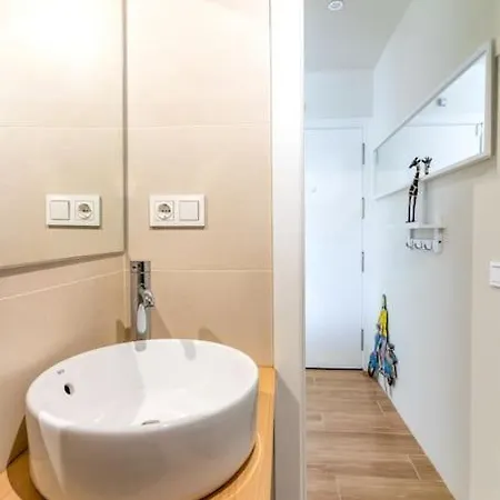Genoveses Suites, 3 Hab, Garaje, Piscina, Solarium Y Wifi