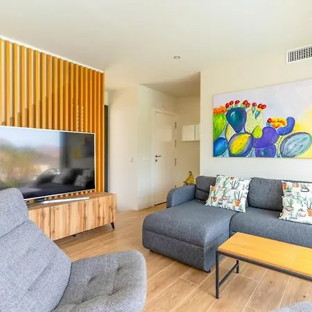 Genoveses Suites, 3 Hab, Garaje, Piscina, Solarium Y Wifi Apartment